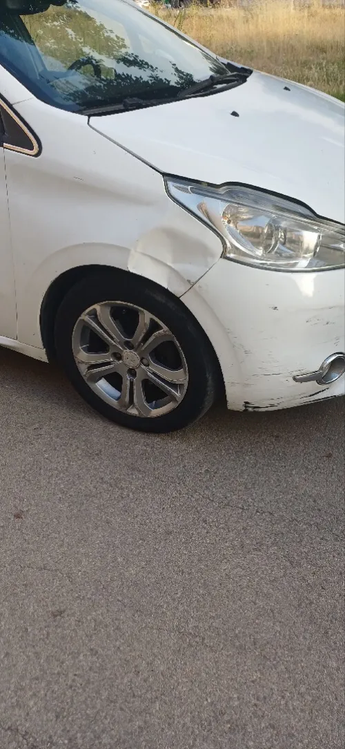 Peugeot 208 2013 Allure