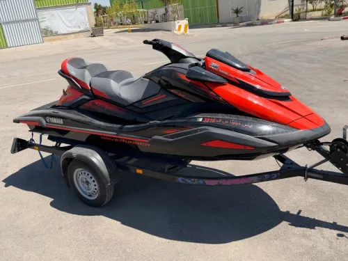 Jet ski