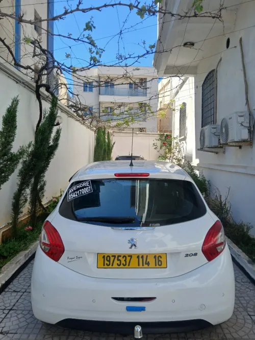 Peugeot 208 2014 Allure