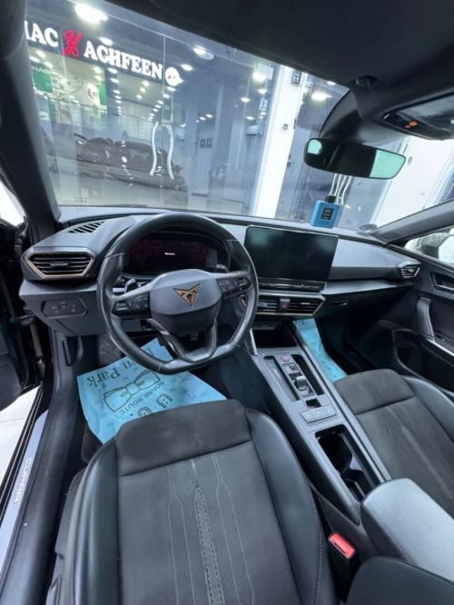 Cupra  Leon 2023 