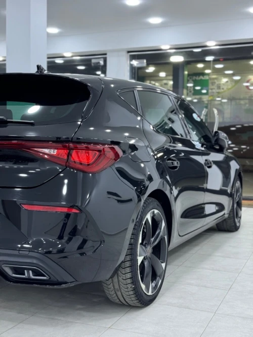 Cupra  Leon 2023 