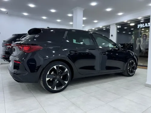 Cupra  Leon 2023 