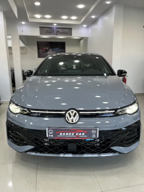 Volkswagen Golf 8.5 2025 R black édition
