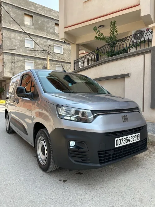 Fiat Doblo 2023 Italia
