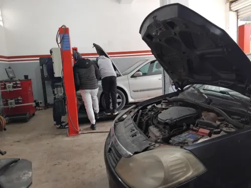 AUTO 27