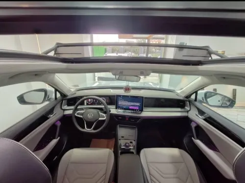 Volkswagen Tayron  2025 Full opsone