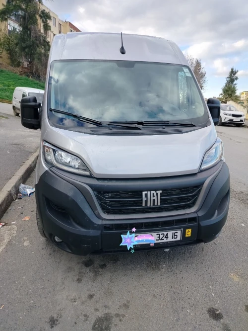 Fiat Ducato 2024 L2H2 (Deux panneaux)