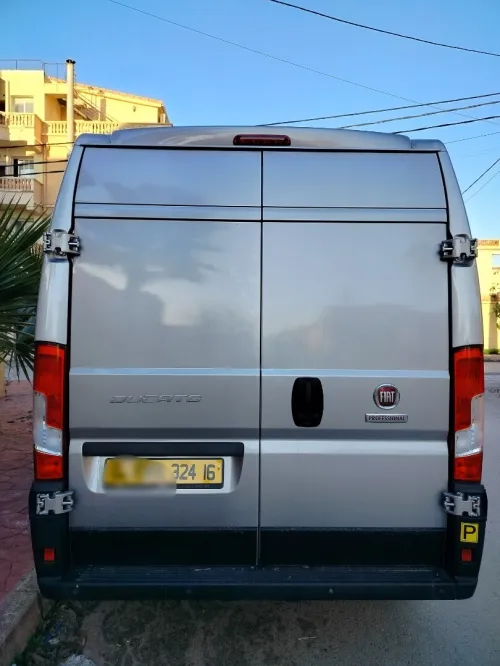 Fiat Ducato 2024 L2H2 (Deux panneaux)