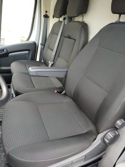 Fiat Ducato 2024 L2H2 (Deux panneaux)