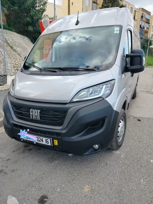 Fiat Ducato 2024 L2 H2 (deux panneaux)