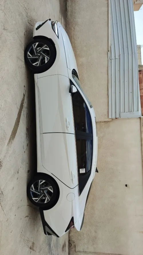 Hyundai Elantra 2025 Luxury