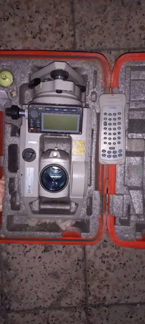 Total station sokkia net 1200 avec laser et double écran 