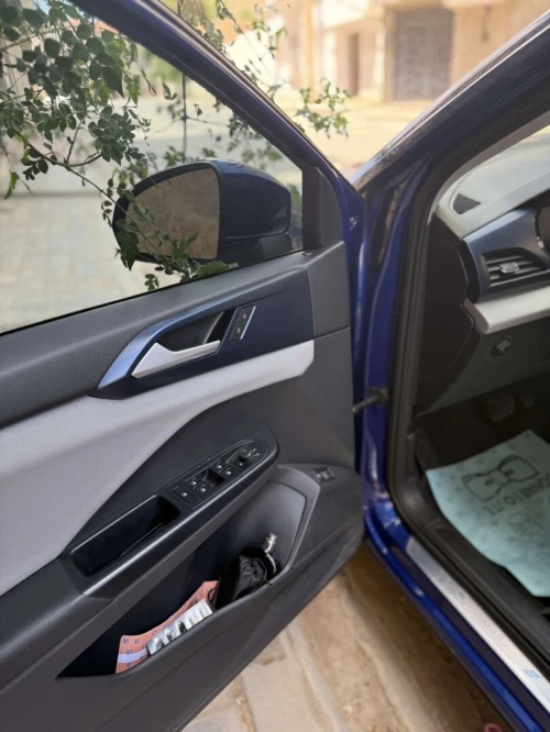 Volkswagen Taos 2022 Se black 4 motion