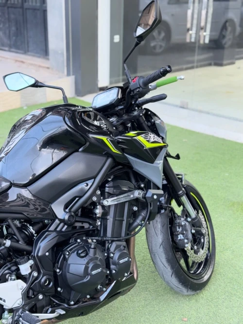 Kawasaki Z900 2024