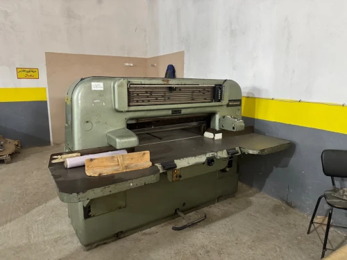 Massicot découpage ouverture 107 cm etat 10/10