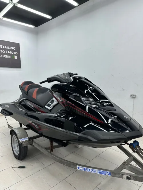 Yamaha FX 1800