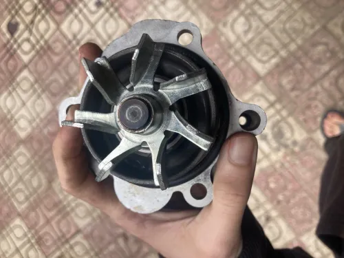 Pompe a eau 1.9 tdi code moteur axr