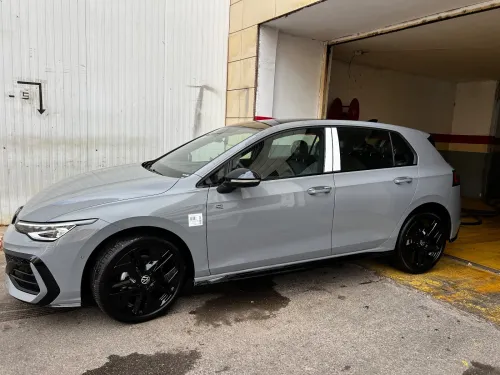 Volkswagen Golf 8 2025 R-Line