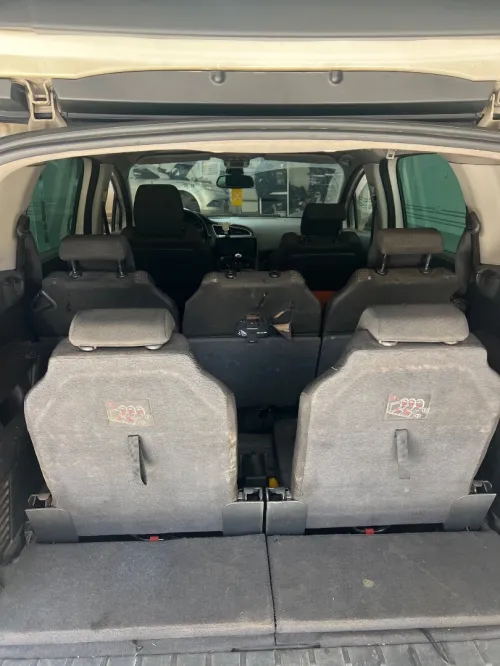 Peugeot 5008 2011 Allure