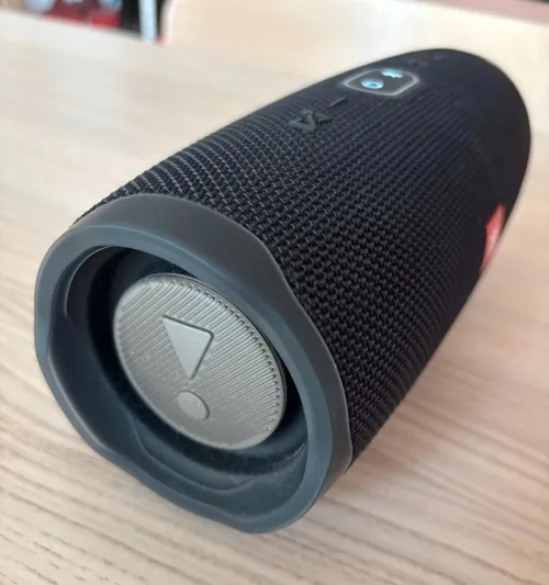 JBL CHARGE 4
