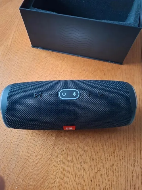 JBL CHARGE 4