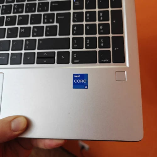 ! Promotion ! HP ProBook 450 G8 / i5 11th GEN / 16/256 bon état