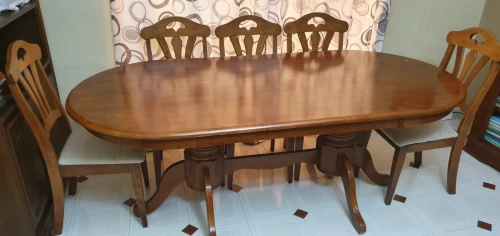 Salle à manger 8 chaises en hêtre