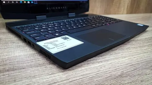 ALIENWARE M15  P79F intel I7 -8750H 4.2ghz 16gb ddr4 256gb ssd nvum + 1T HDD  RTX 2070  8GB UP 24GB