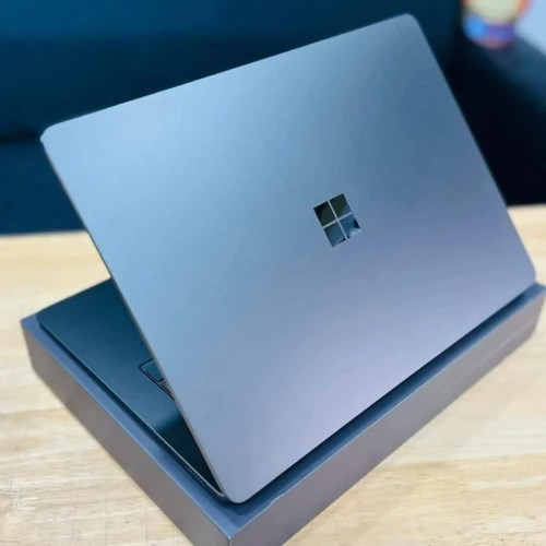 MICROSOFT SURFACE LAPTOP 7 for Business/Ultra 7-266V/16GB DDR5/256GB SSD/13.8 3k 120hz OLED TACTILE
