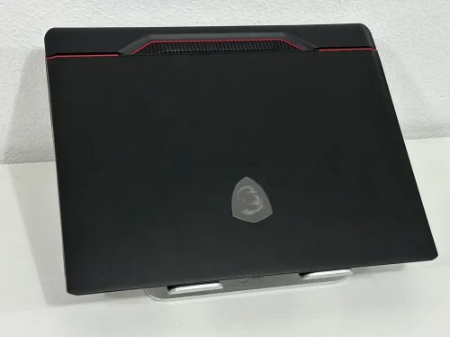 MSI RAIDER GE68 HX 14V/I9 14900HX 5.8GHZ/RAM 32GB/1TB SSD/NVIDIA RTX 4070 8GB/ECRAN 16