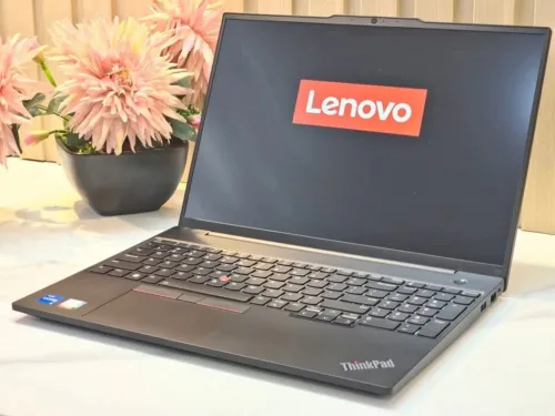 LENOVO THINKPAD E16 GEN2/I7-1355U 5GHZ/RAM 16GB SSD5/ 512 GB SSD NVME /ECRAN 16 POUCE IPS