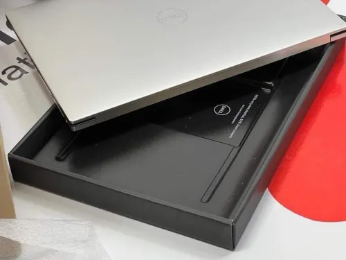 DELL XPS 15 9530 intel I9 -13900H  5.5GHZ 32GB DDR5 1TB SSD RTX 4060 15.6 POUCE IPS FULL HD