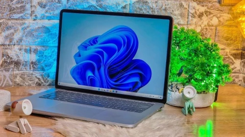 surface studio laptop 2022 i7-11370H 32GB  DDR4 1024GB SSD RTX3050TI 14.4 pouce 3k ips 120hz TACTILE