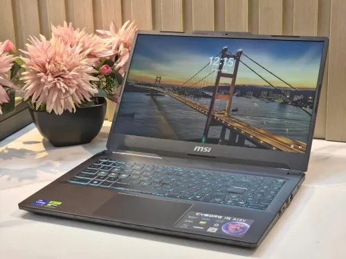 MSI CYBORG A13V 13TH intel i7-13620H 32GB DDR5 1024GB SSD RTX 4060 08GB ECRAN 15.6 FUH IPS 144 HZ