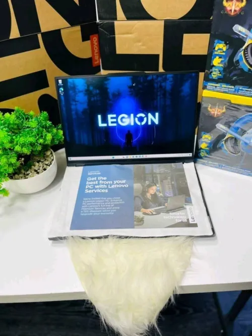 LENOVO LEGION 5 SLIM/I7-13700H 5.5ghz/16 gb ddr5/512 SSD/ NVIDIA RTX 4060 8GB/16.1  pouce 2k 165HZ  