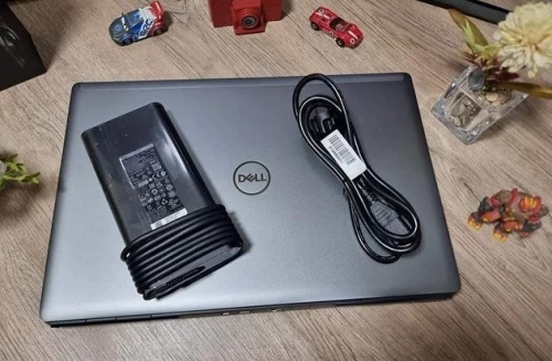 DELL PRECISION 7760 station travail/I7-11850H 4.8ghz/RAM 64GB DDR4/ 2TB SSD/NVIDIA  RTX A4000 17,3 