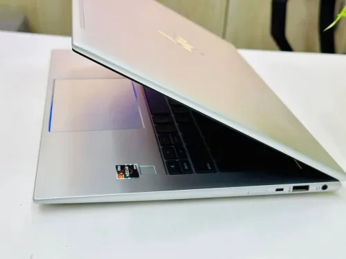 HP ELITEBOOK 835 G10/ RYZEN 5-7540U PRO/16 gb ddr5/256gb ssd nvum/AMD graphique/14 pouce fulhd   