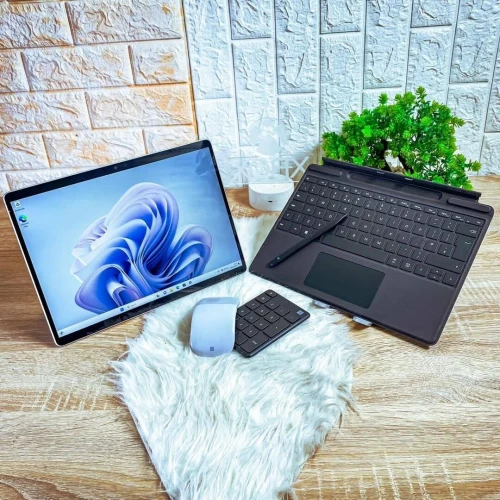 MICROSOFT SURFACE PRO 9/INTEL I5-1235U/RAM 16GB DDR5/disk 256GB/ecran 13.3 3k TACTILE avec clavier 