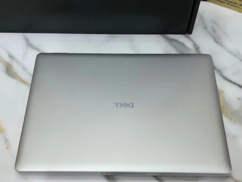 DELL PRO 14 PLUS/ INTEL ULTRA 7-268V/32 GB DDR5 8533 MHZ /256  SSD NVEM 5GEN/14.1 pouce IPS FHD+