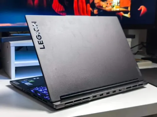  LENOVO LEGION 7I SLIM 2023/I9-13900H 5.5GHZ/RAM 32GB DDR5/1TB SSD/RTX 4070 8GB/ECRAN 16POUCE