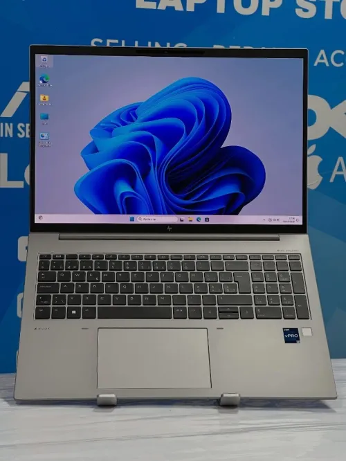 HP ZBOOK FIREFLY 16 G10/intel i7 -1355U/ 16GB  DDR5 /disk 512GB SSD/NVIDIA RTX A500 4GB/Ecran 16 FHD