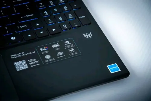 PREDATOR HELIOS 16S AI OLED/ULTRA 9-275HX/RAM 32GB/DISK 1TB  SSD/RTX 5070  8GB/16 POUCE OLED 2.5K