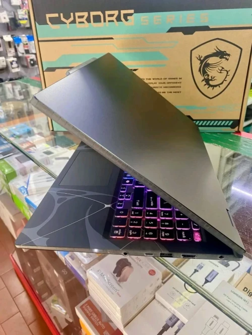 MSI CYBORG A15 AI+ RTX 5060 2026/RYZEN 7 AI 260W/RAM 16GB/1TB SSD/NVIDIA RTX 5060 8GB/ECRAN 15.6 144HZ