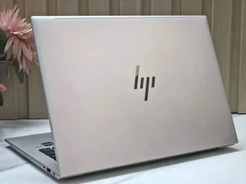 HP ELITEBOOK 840 G9/INTEL I7-1260P/ RAM 16GB DDR5/disk 512GB SSD/14 pouce FHD/  iris xe  graphique