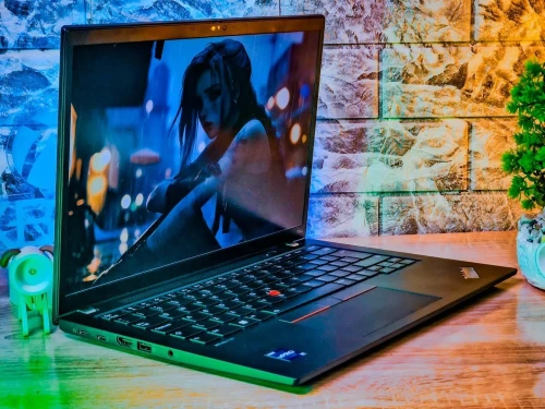 LENOVO THINKPAD T14S GEN 4 2024/INTEL I7-1355U VPRO/ram 16GB DDR5 5600hz/disk 256gb ssd/14 pouce 