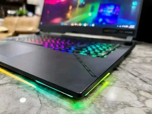 ASUS ROG STRIX SCAR 17/RYZEN 9-7945HX 3D RAM 32GB DDR5/DISK 1TB SSD/ NVIDIA RTX 4080 12gb/17.3 IPS 2.5K 240HZ