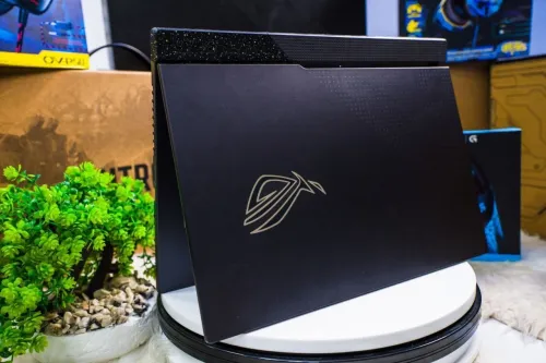 ASUS ROG STRIX SOUS EMBALLAGE/ R7-6800H/16DDR5/512SSD NVME/NIVIDIA RTX 3060/15.6POUCE 2K 165HZ 