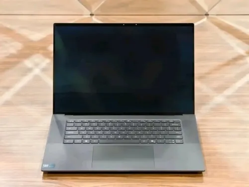 DELL PRECISION 5690 STATION DE TRAVAIL /INTEL ULTRA 9-185H 5GHZ /RAM 64GB DDR5 /DISK 1TB SSD NVEM /NVIDIA RTX A2000 ADA 08GB  /ECRAN 16.1 POUCE FHD+ IPS