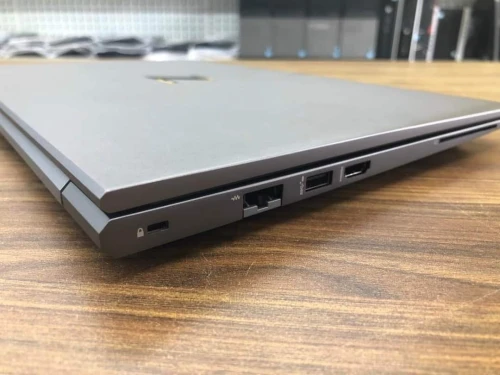 HP ZBOOK POWER G8 station de TRAVAIL intel i7-11850H 16GB  512gb ssd nvum invidia quadro RTXA2000