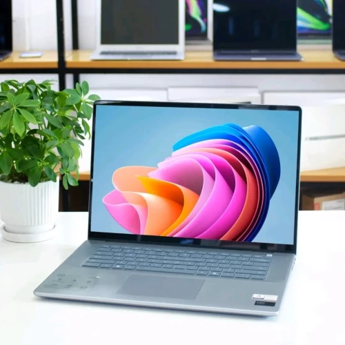 DELL INSPIRON 16 PLUS 7640 2025 16GB DDR5 1TB SSD RTX4060 8GB UP 32GB 16.1 POUCE 2.5K 120HZ 